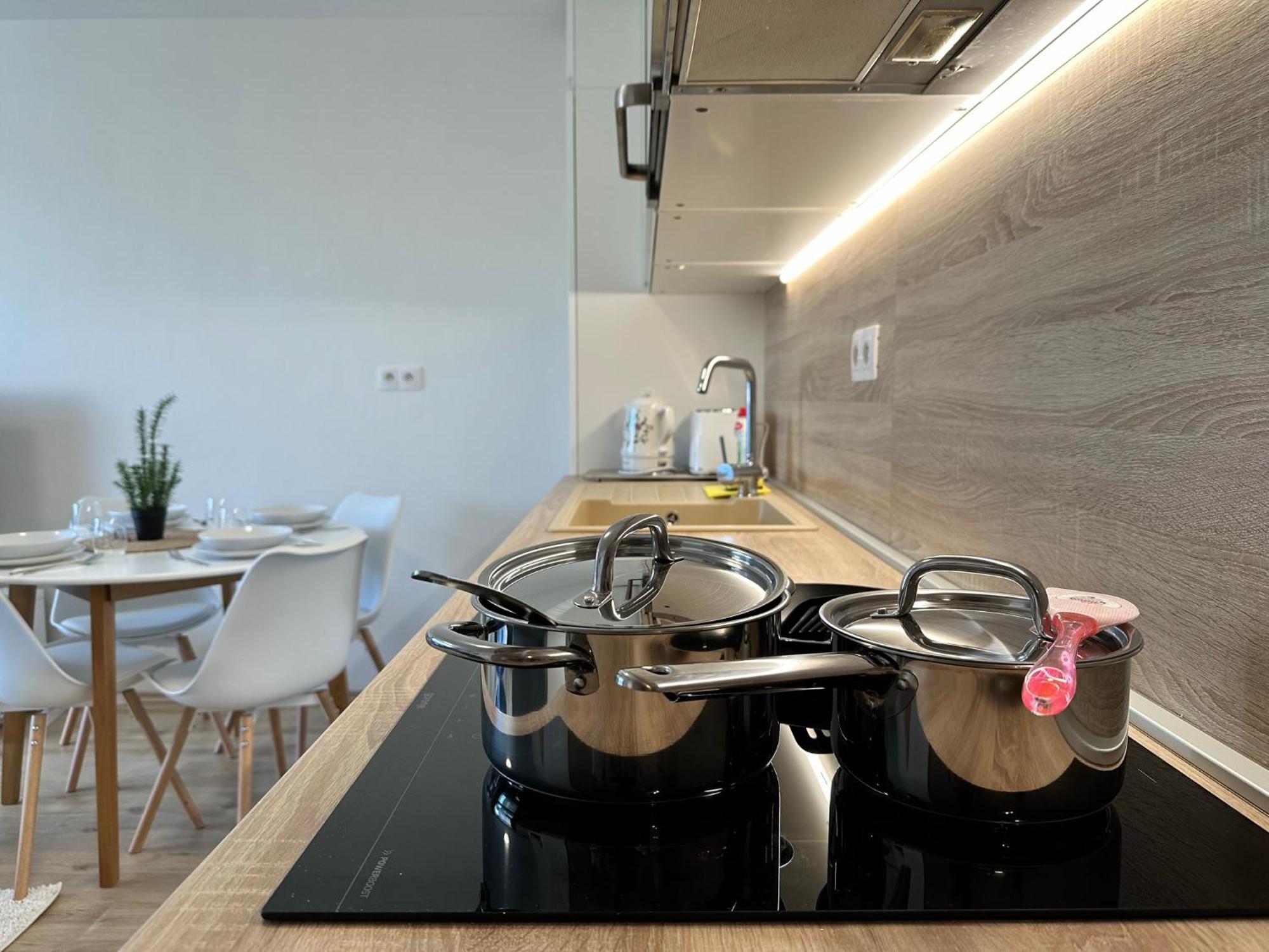 Novozariadeny Apartman Pri Starom Moste Bratislava Esterno foto