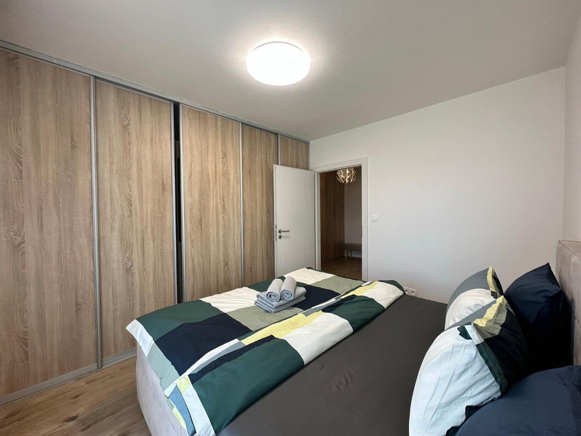 Novozariadeny Apartman Pri Starom Moste Bratislava Esterno foto